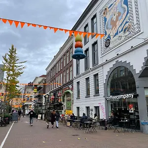 https://thuis-bij-schell.amsterdamhotelsnl.com